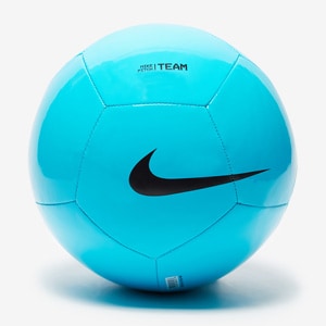 Nike Pitch Football