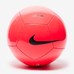 Nike Pitch Football