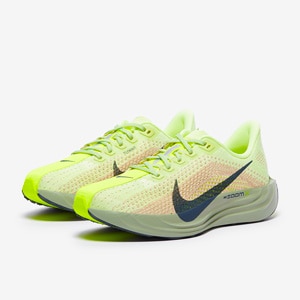 Nike Pegasus Plus para mujer | Pro:Direct Soccer