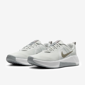 Nike MC Trainer 3 para mujer | Pro:Direct Soccer