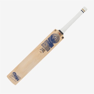 Gunn & Moore Brava Signature Cricket Bat | Pro:Direct Cricket