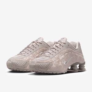 Nike Sportswear Donna Shox R4 | Pro:Direct Soccer