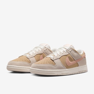 Nike Sportswear Donna Dunk Low | Pro:Direct Soccer
