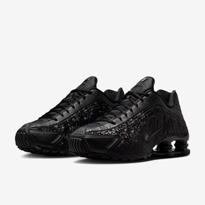 Nike Sportswear Donna Shox R4 | Pro:Direct Soccer