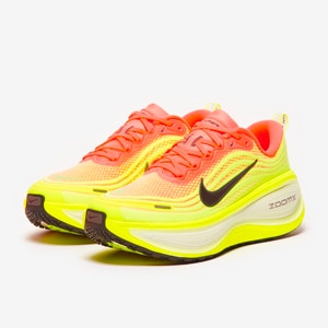 Nike Vomero Plus | Pro:Direct Soccer