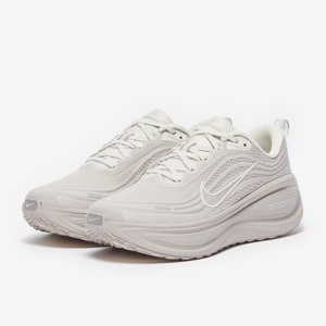 Nike Vomero Plus | Pro:Direct Soccer