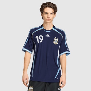Camiseta adidas Originals Argentina 2006 con Messi 19 Segunda | Pro:Direct Soccer