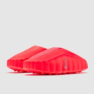 Nike Mind 001 Pregame Mules | Pro:Direct Soccer