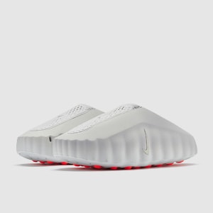 Nike Womens Mind 001 Pregame Mules | Pro:Direct Soccer