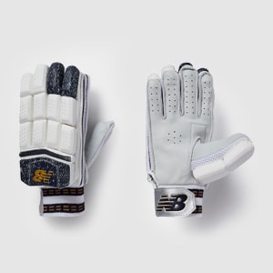 New Balance DC 800 RH Batting Gloves | Pro:Direct Cricket