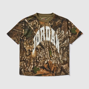 Jordan Older Kids Distressed T-Shirt (8-15Y) - Medium Olive | Pro:Direct Basketball