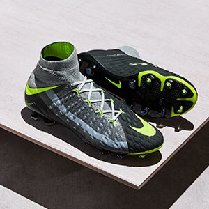 ナイキファントムヴェノム3 NIKE Hypervenom Phantom Nike Hypervenom Phantom 3 AG Red Black Acc | eBay