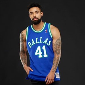  Official Merchandise of The Dallas Mavericks