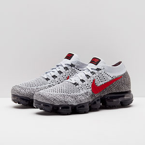 nike vapormax flyknit grey red