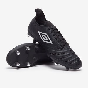 シューズ UMBRO UX Accuro III Pro FG 7cb4d904853c.jpg?width=3840&