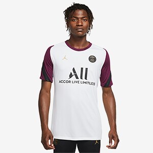 美品 Paris Saint-Germain セカンドポ－チ ブラック 美品 Paris Saint-Germain セカンドポ－チ ブラック