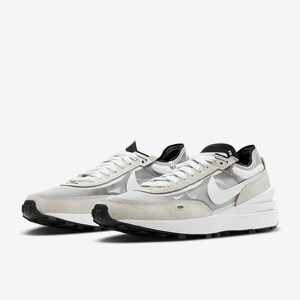 nike waffle one size 9