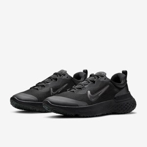 Nike epic react 2025 flyknit 2 black friday