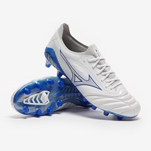 Blue and deals white mizuno cleats