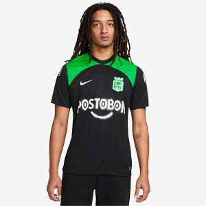Liverpool Away 10/11 - adidas Football Shirt - SoccerBible