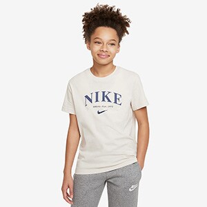 Nike Sportswear Older Kids Trend Tee (8-15Y) | Pro:Direct Basketball