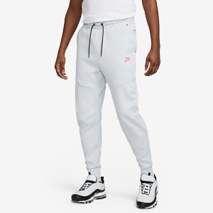 Nike Sportswear Tech Fleece Jogginghose | Pro:Direct Soccer