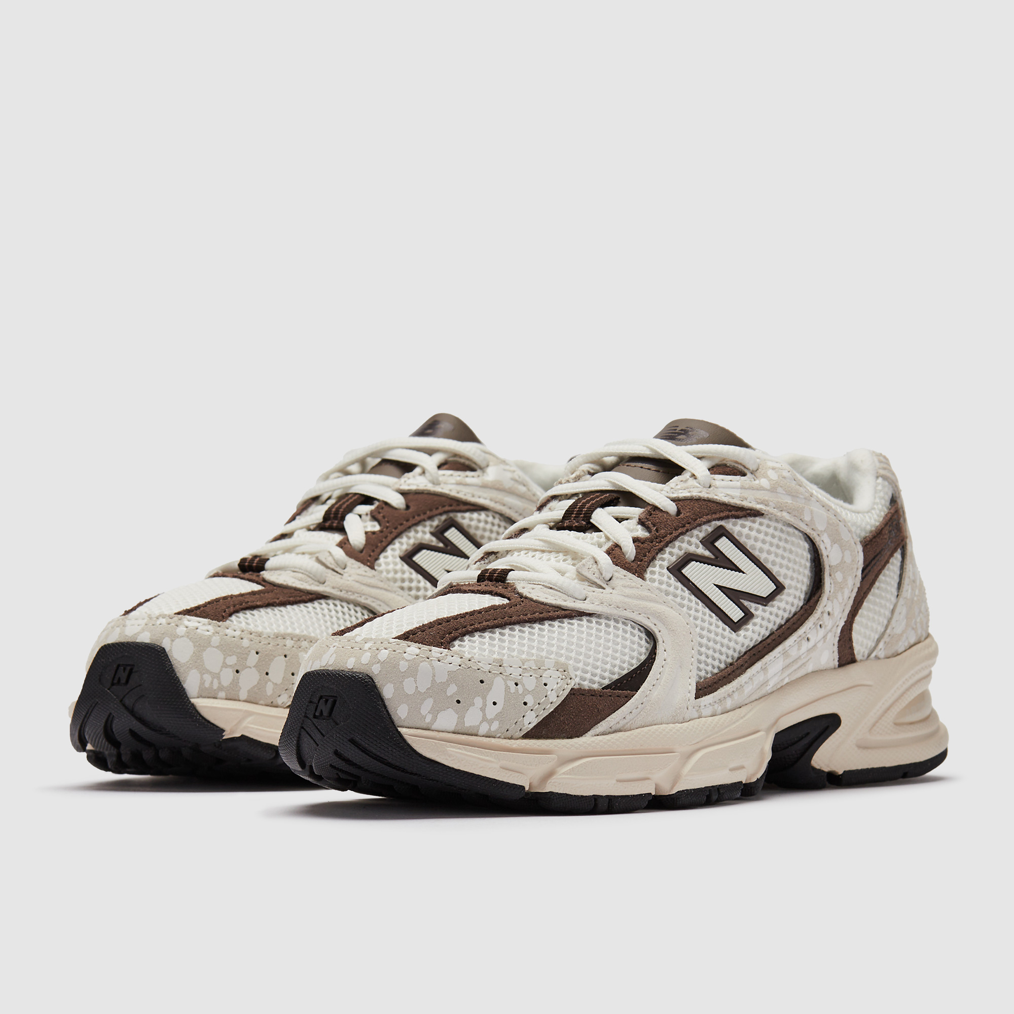 New Balance Womens 530 Sea Salt Cortado White
