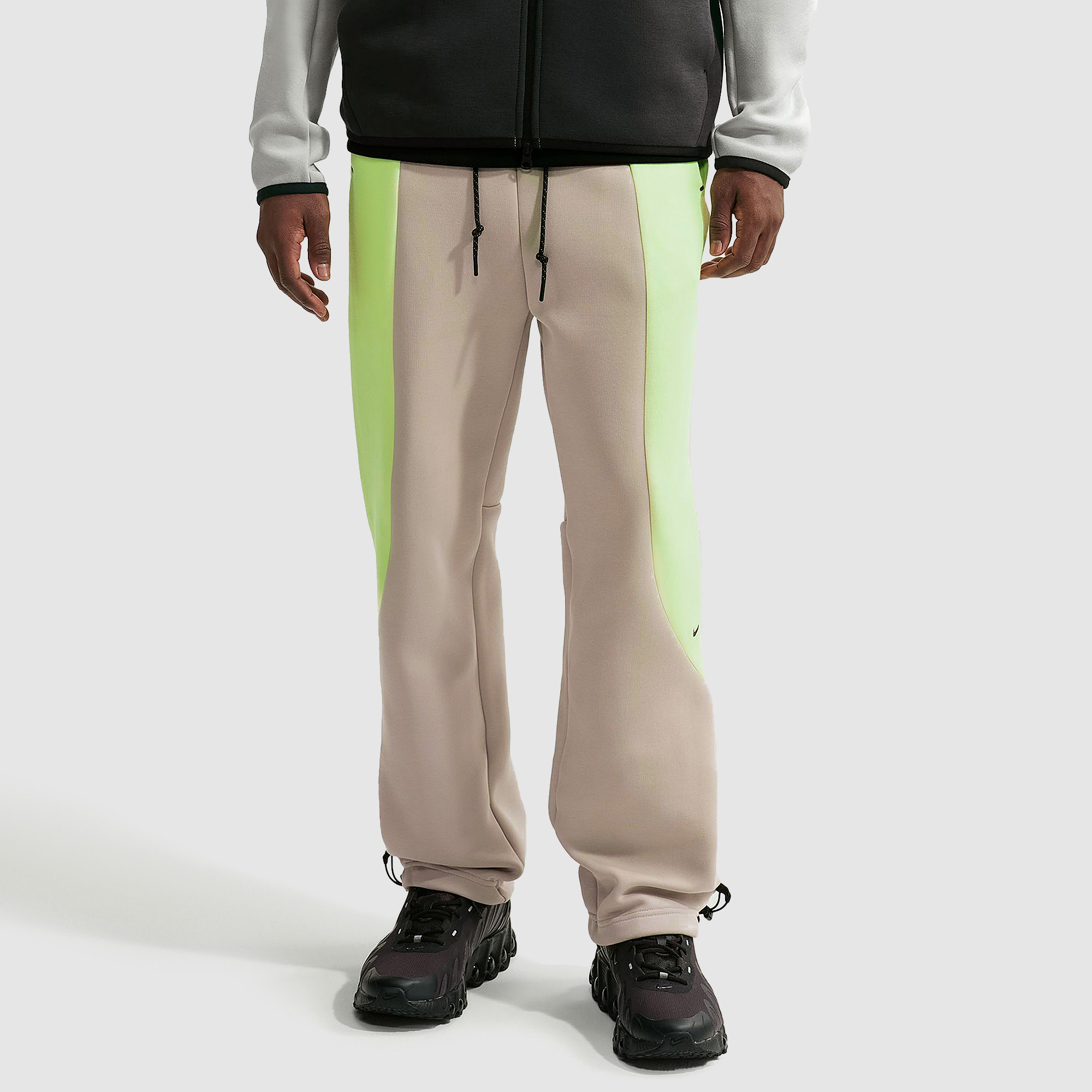 Nike Sportswear Tech Fleece Joggers Beige