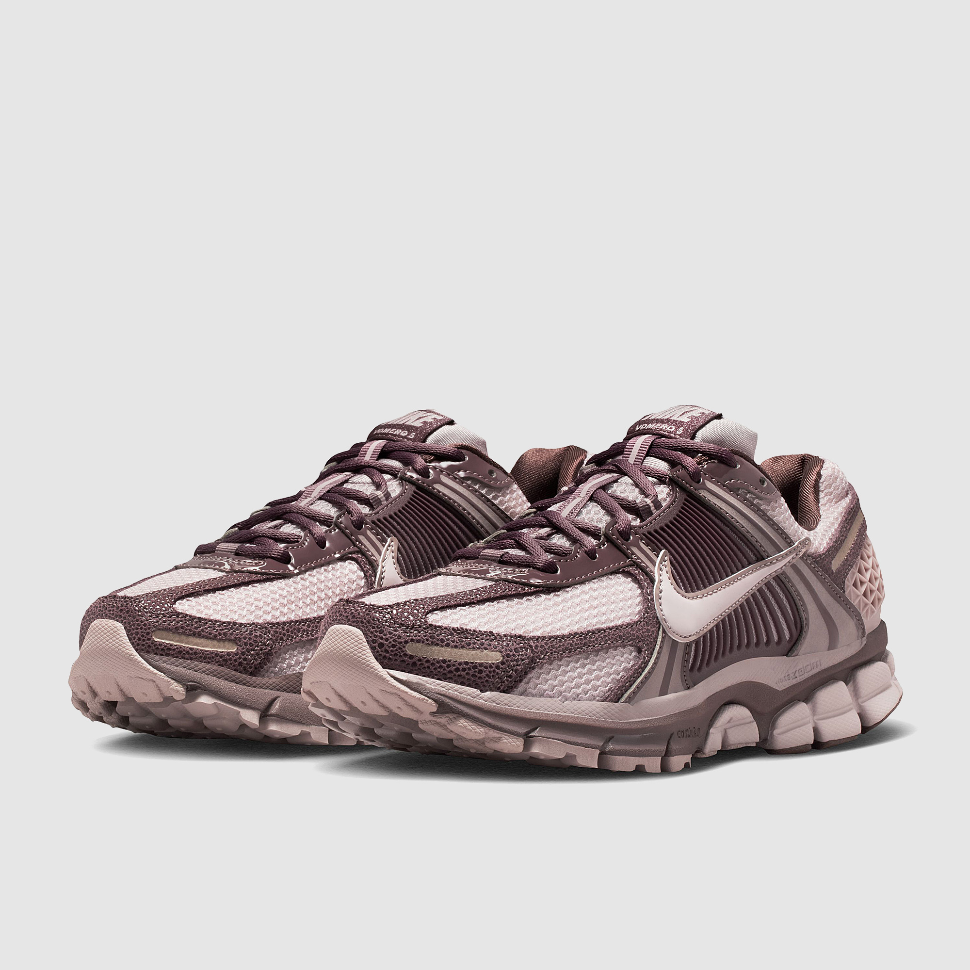 Nike Sportswear Womens Zoom Vomero 5 Purple