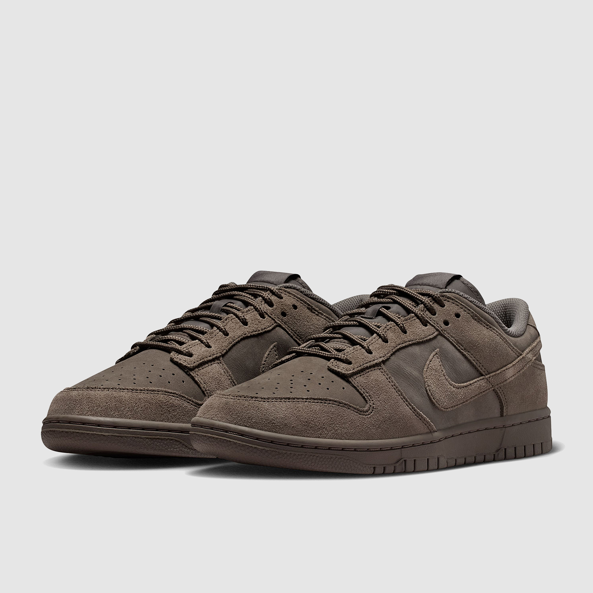 Nike Sportswear Dunk Low Retro Se Grey
