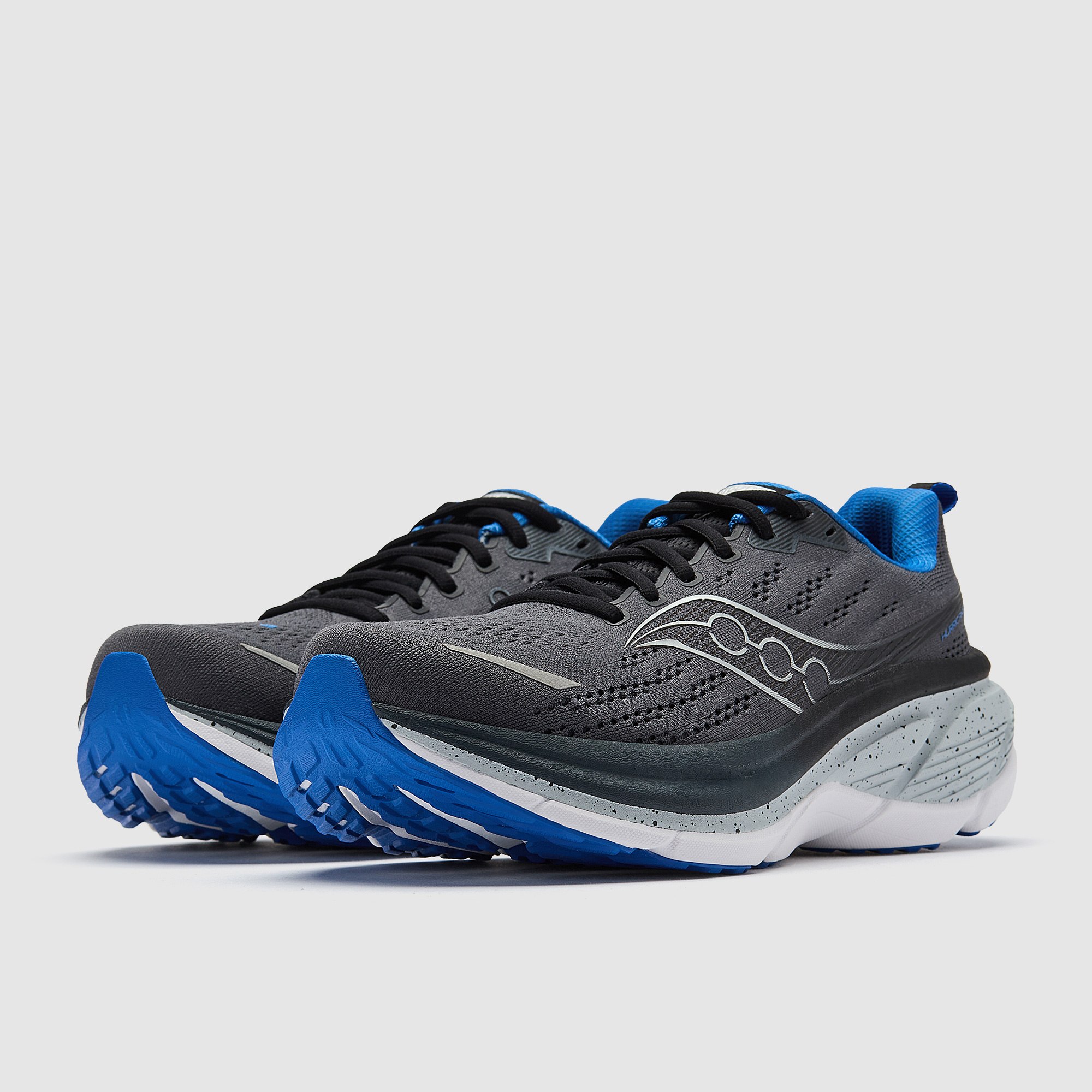 Saucony Hurricane 25 Shadow Black