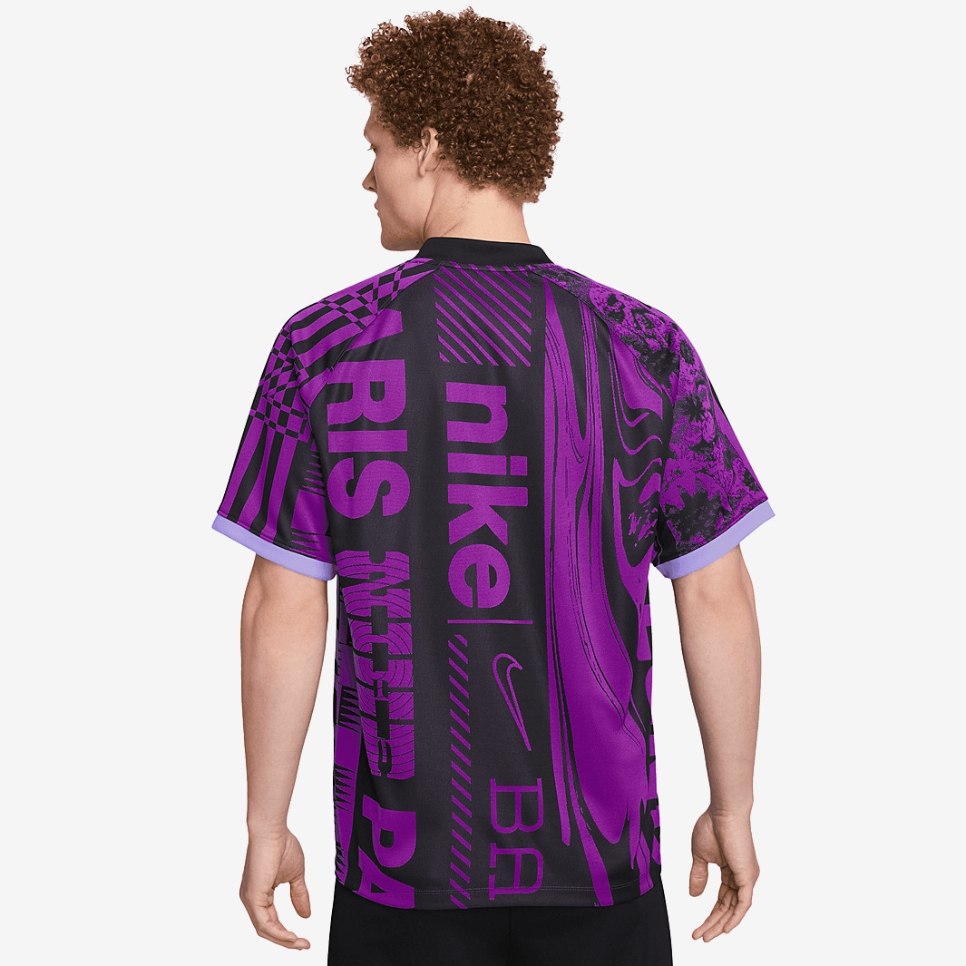 black and purple nike shirt