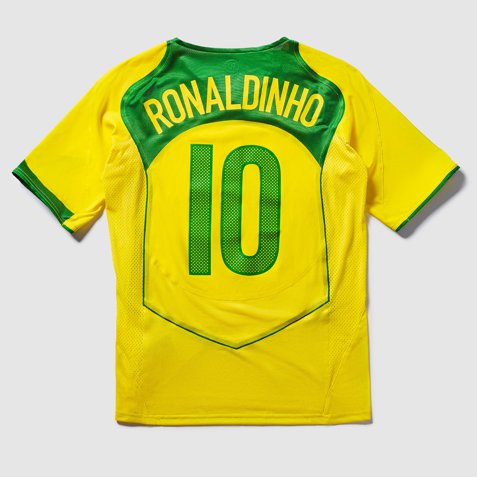 Nike Brazil 2004 Re-Issue Shirt With Ronaldinho 10 - Opti Yellow