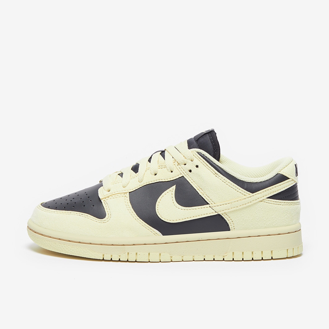 nike dunk beige black