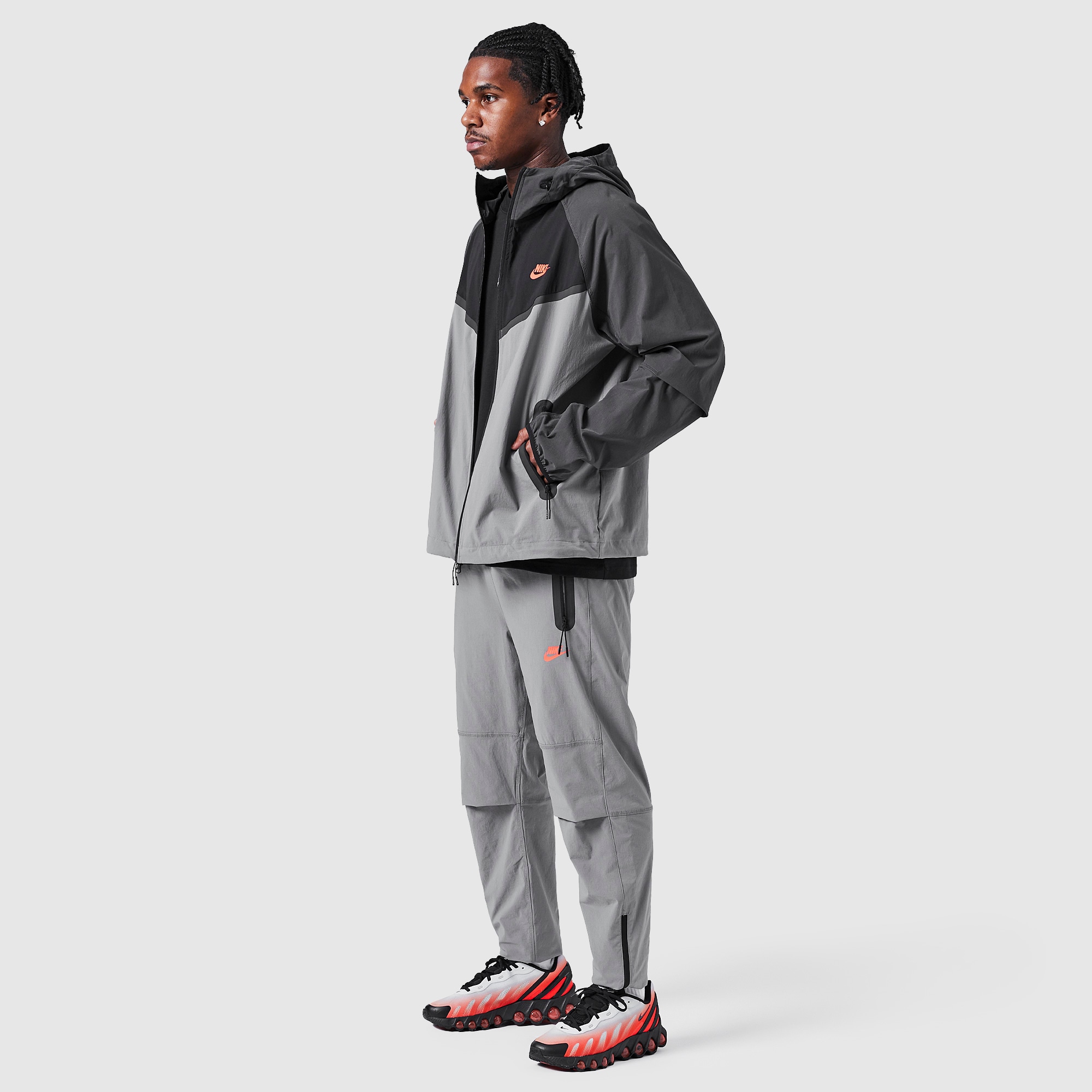 nike windrunner grey