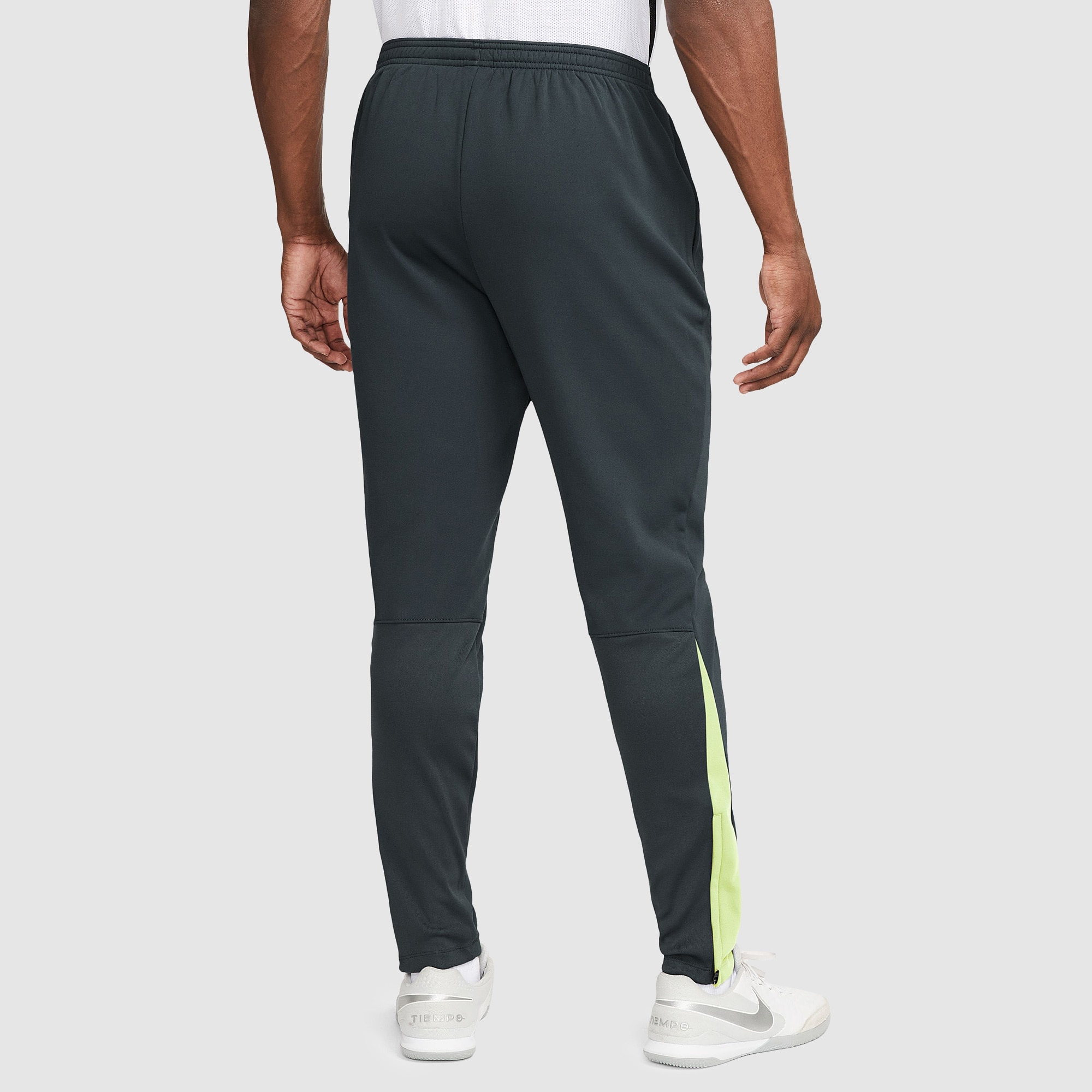 nike therma academy pant
