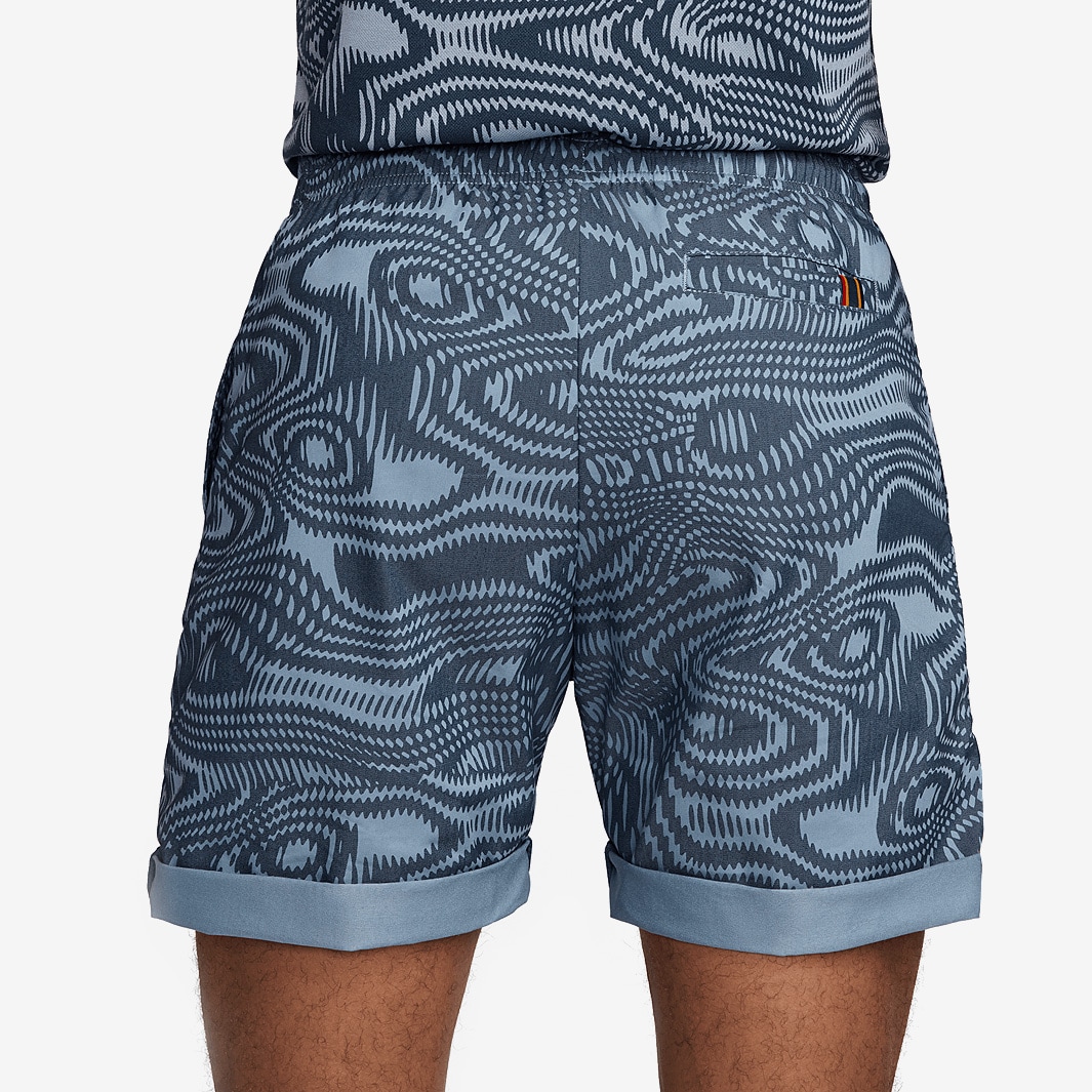 nike shorts heritage