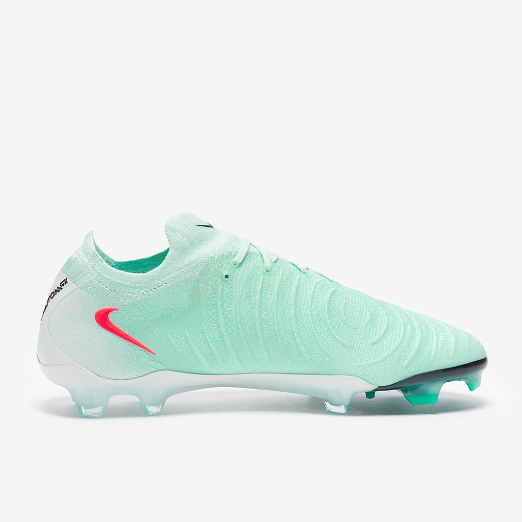 nike green phantom boots