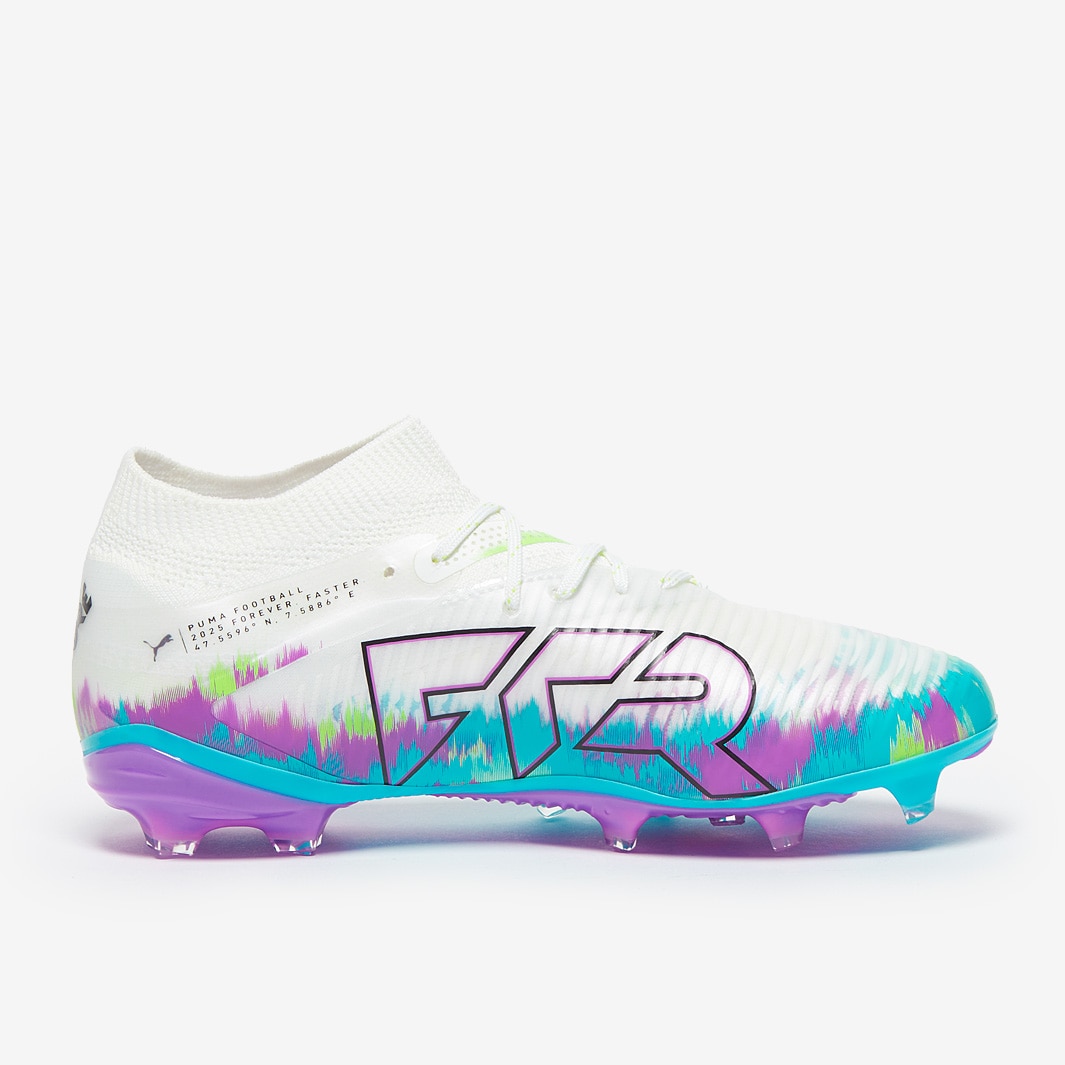 womens size 8 cleats