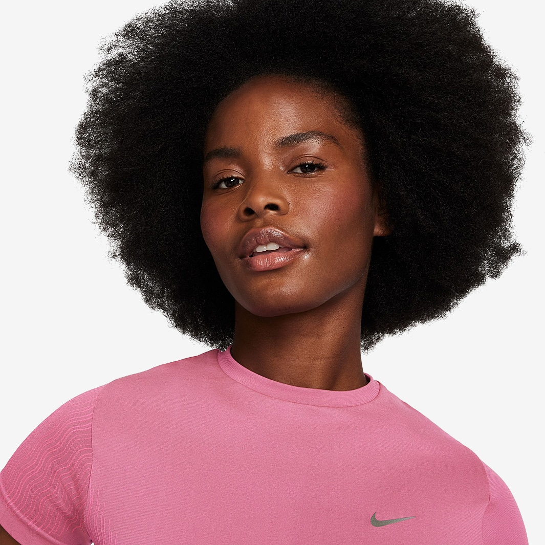 nike shirts women pink
