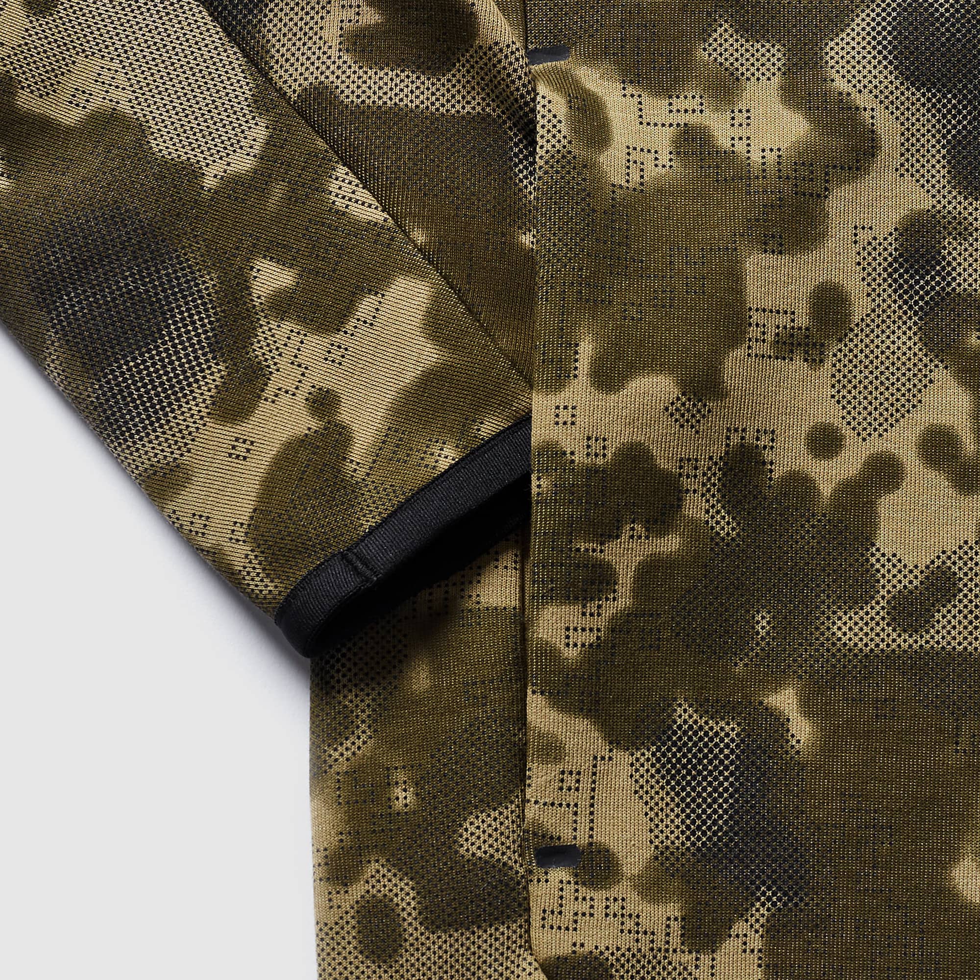 nike camouflage print zipped