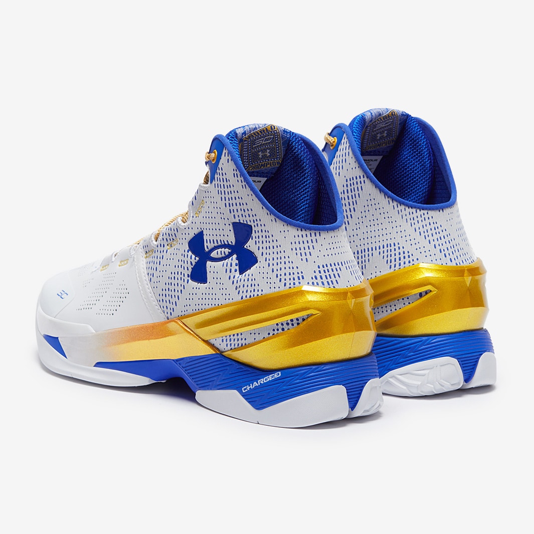 newest curry basketball shoes