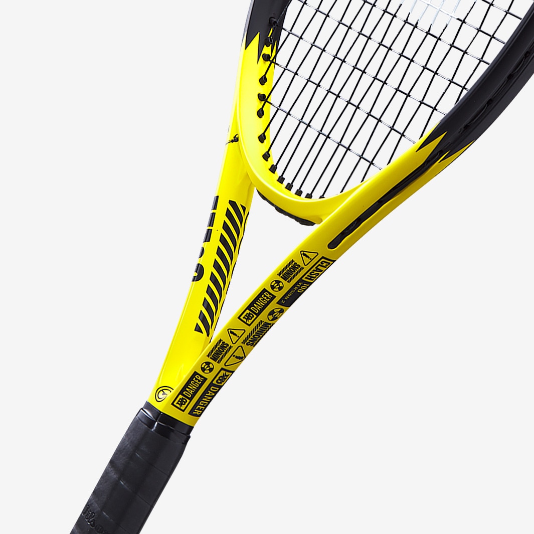 Wilson Minions Clash 100 V2.0 - Yellow/Black - Mens Rackets | Pro