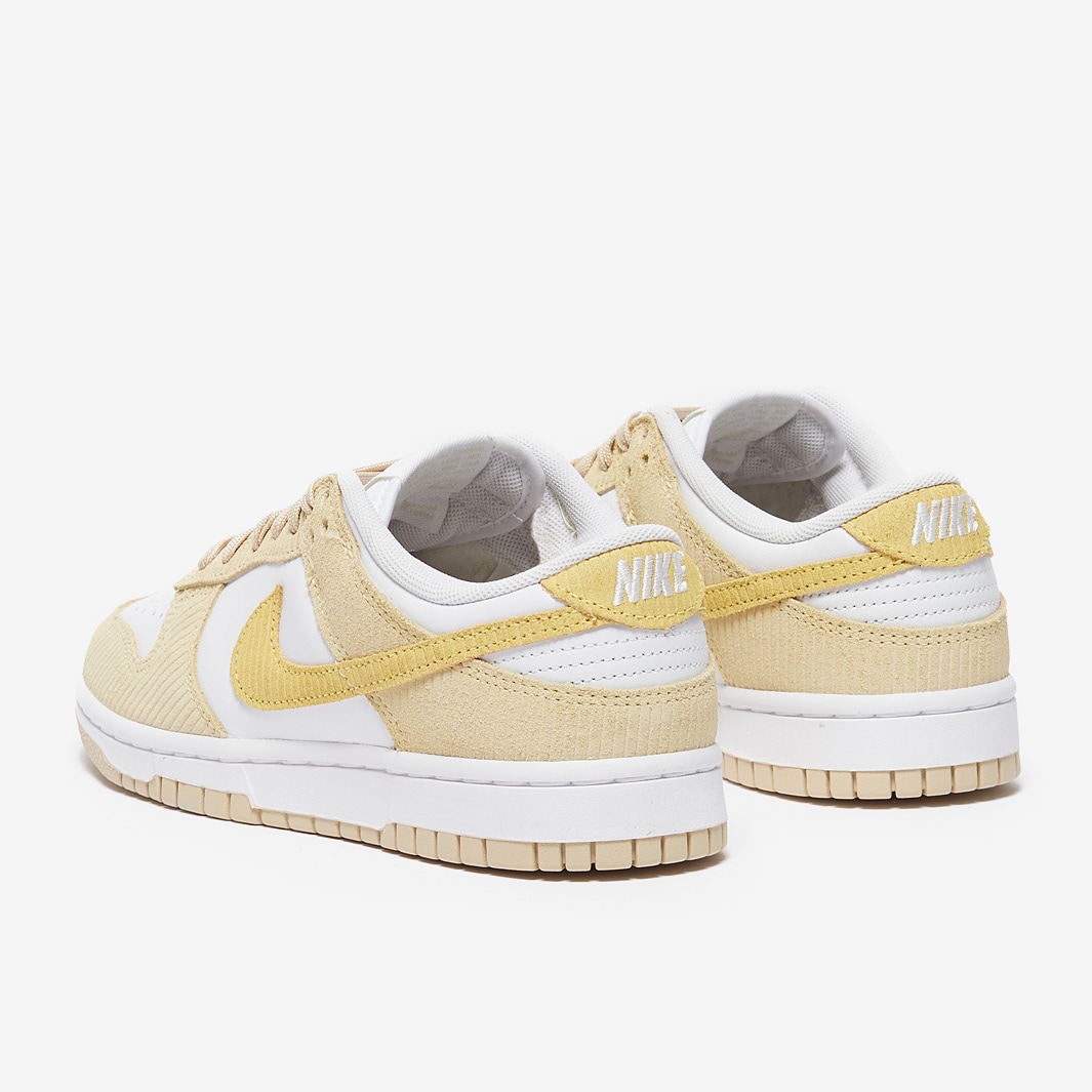 womens yellow dunks
