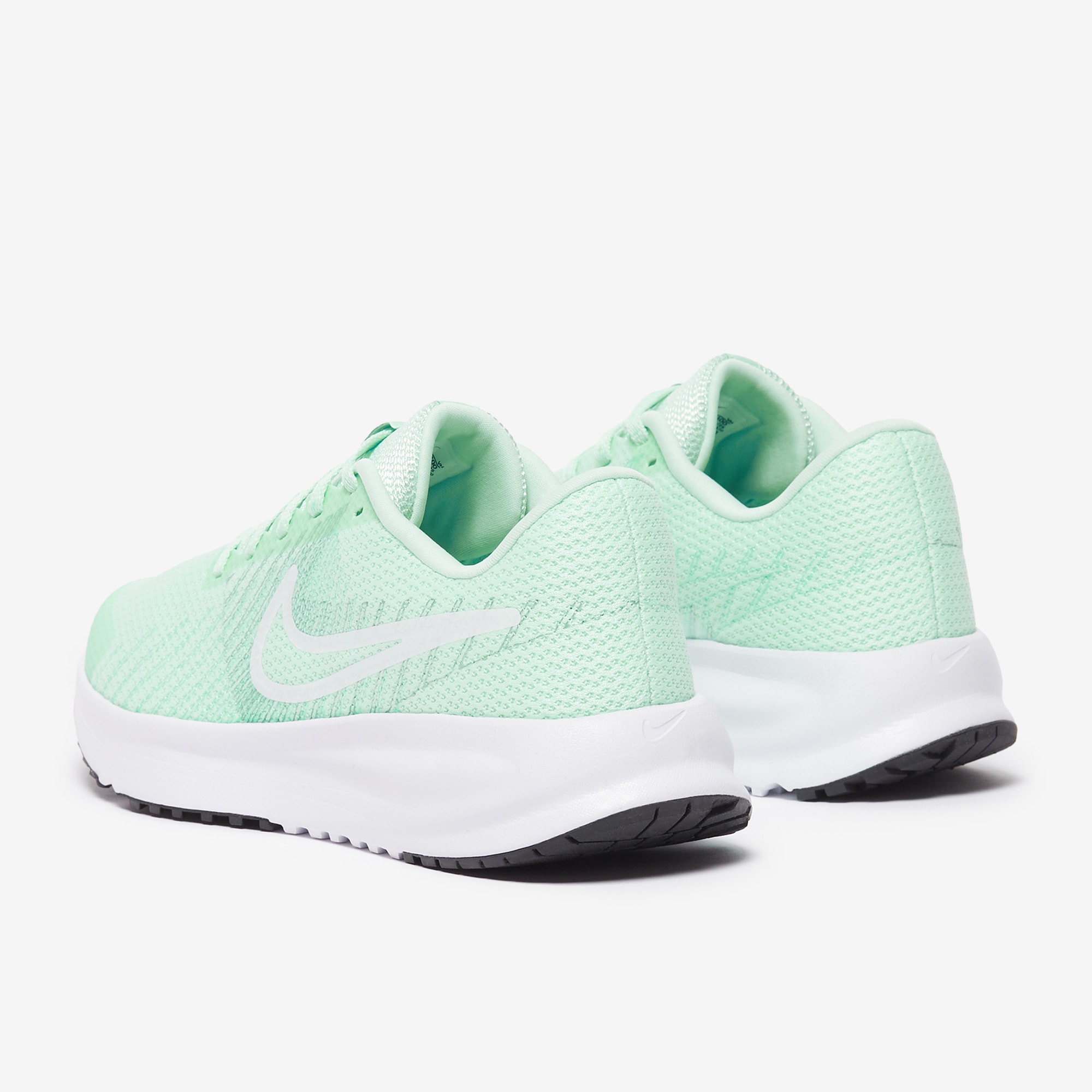 mint green nike shoes for women