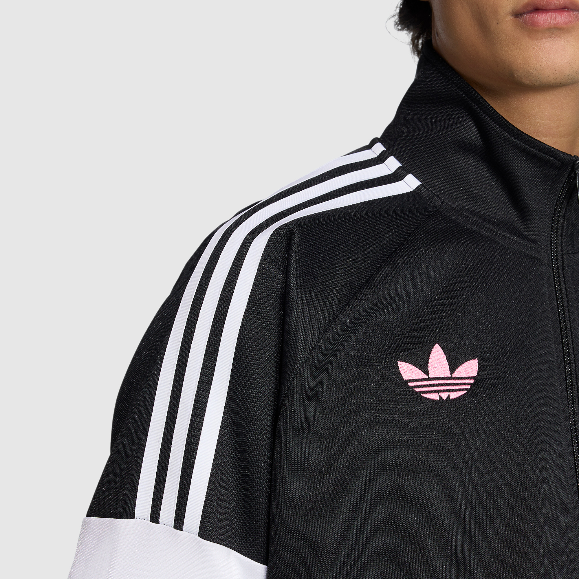 adidas JUVENTUS LIFESTYLER LSジャージー JUVENTUS LIFESTYLER JERSEY 2025/26