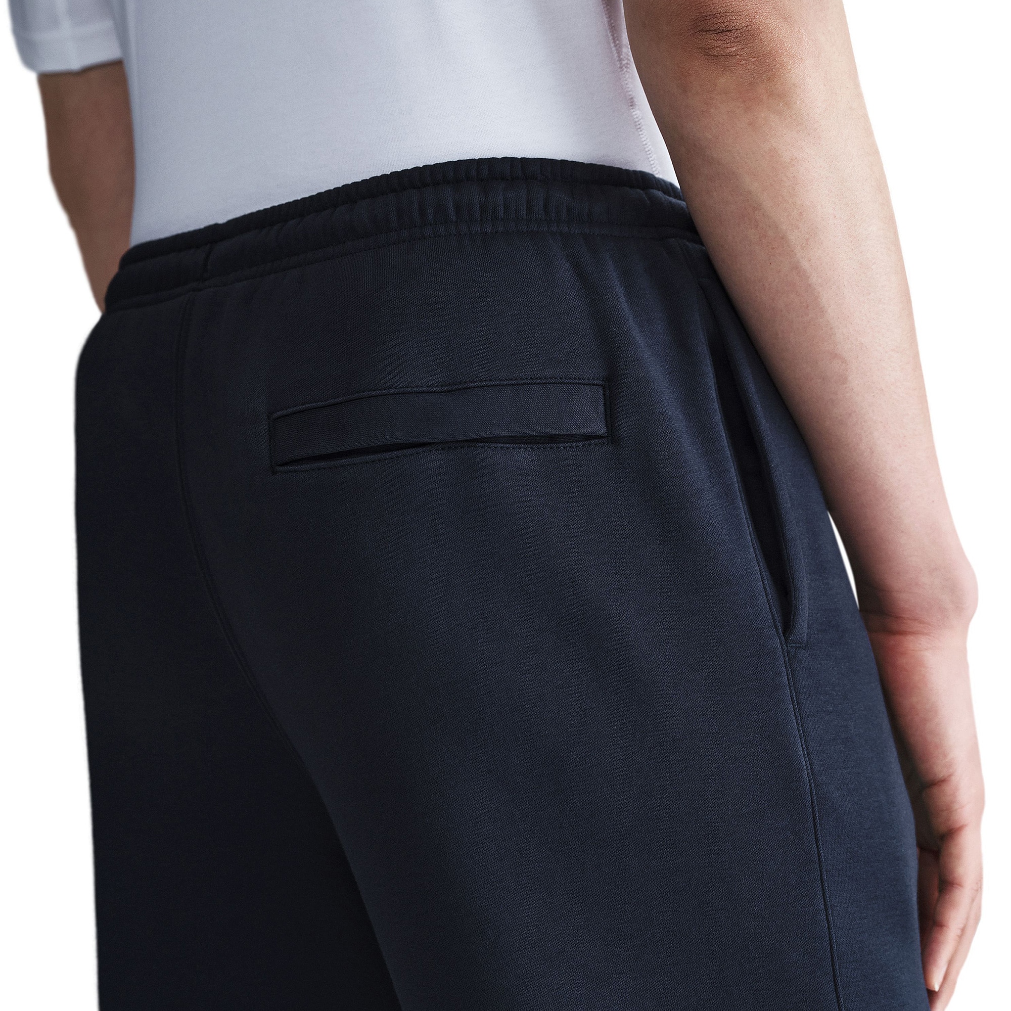 nike club joggers foot locker