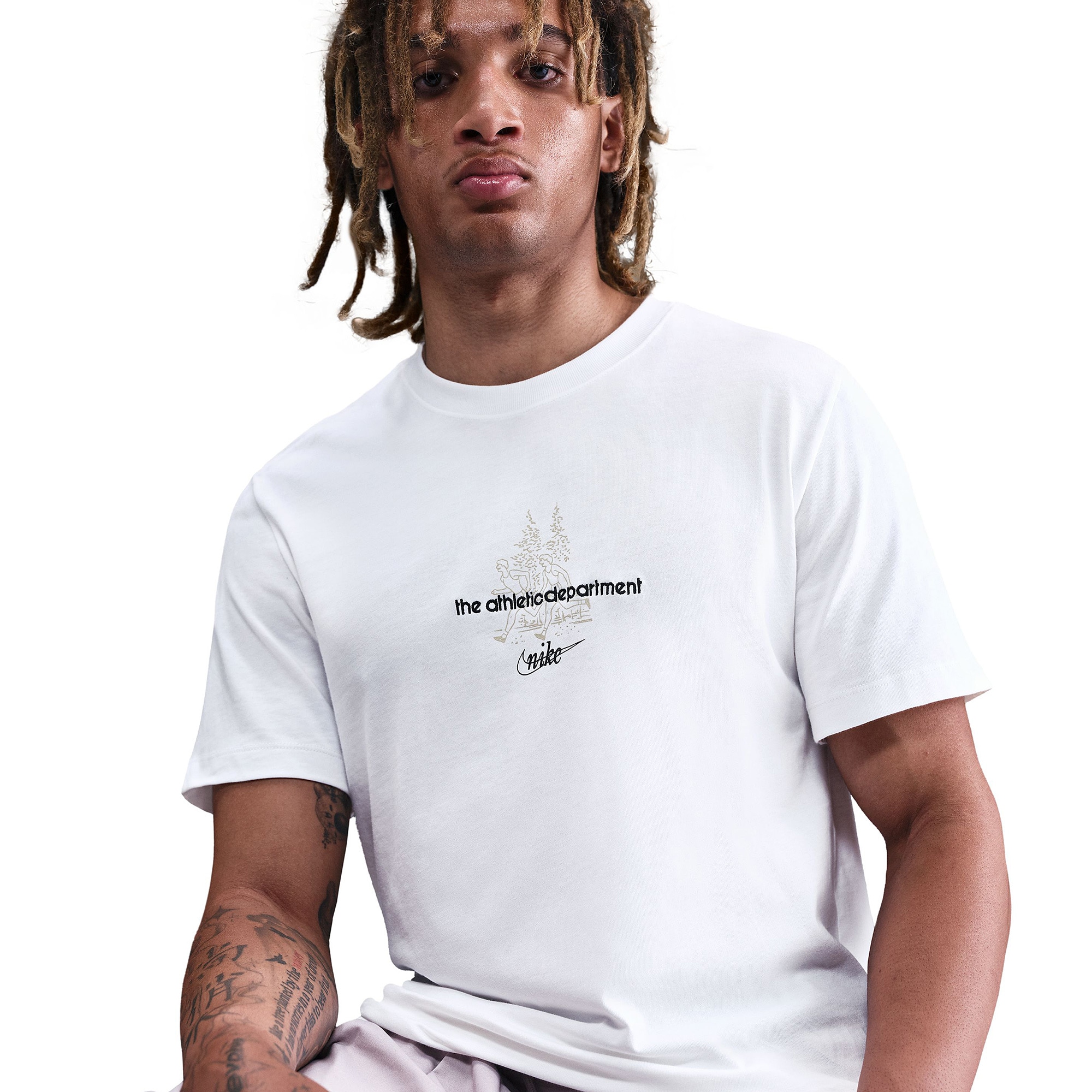 white nike club t shirt