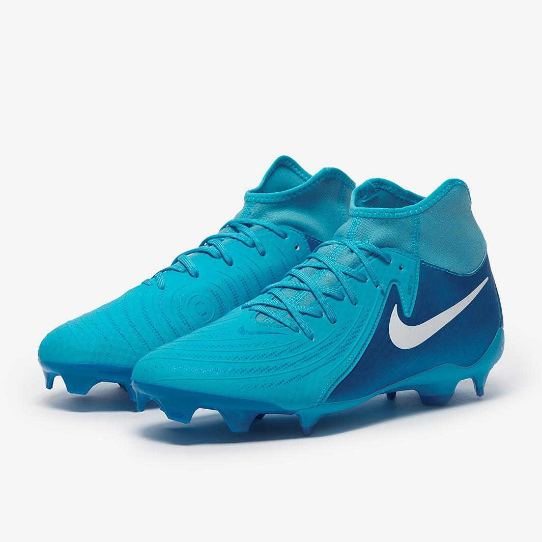 football boots blue nike