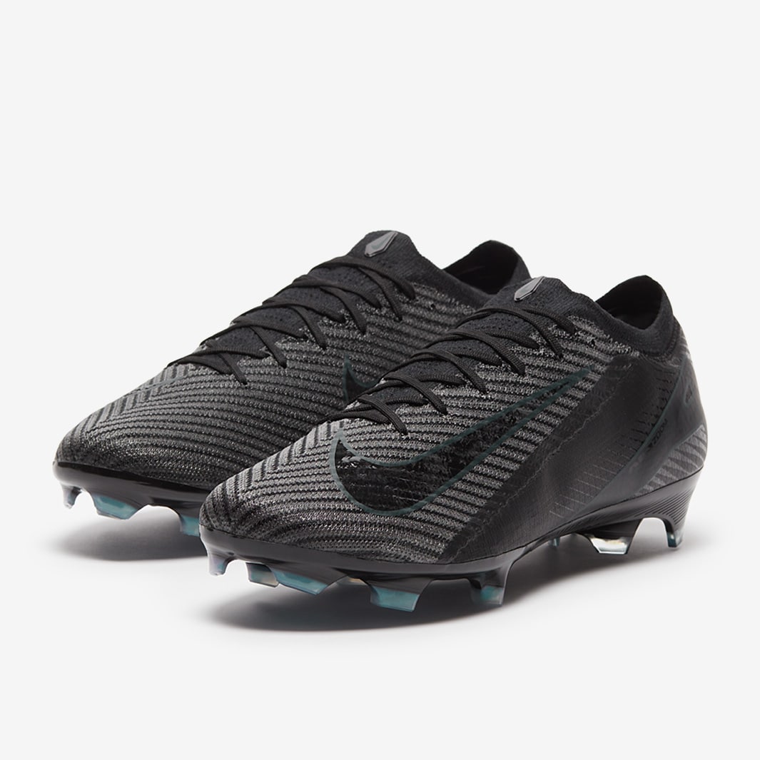 full black nike boots